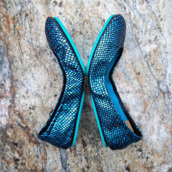 New Hand-Painted Color-shifting Tieks - Picture 3 of 12